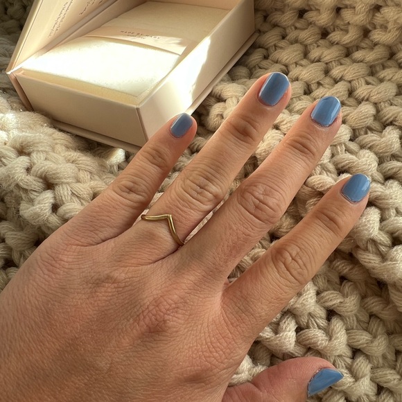 Made by Mary Gold Peak Ring Size 6 - Picture 2 of 3